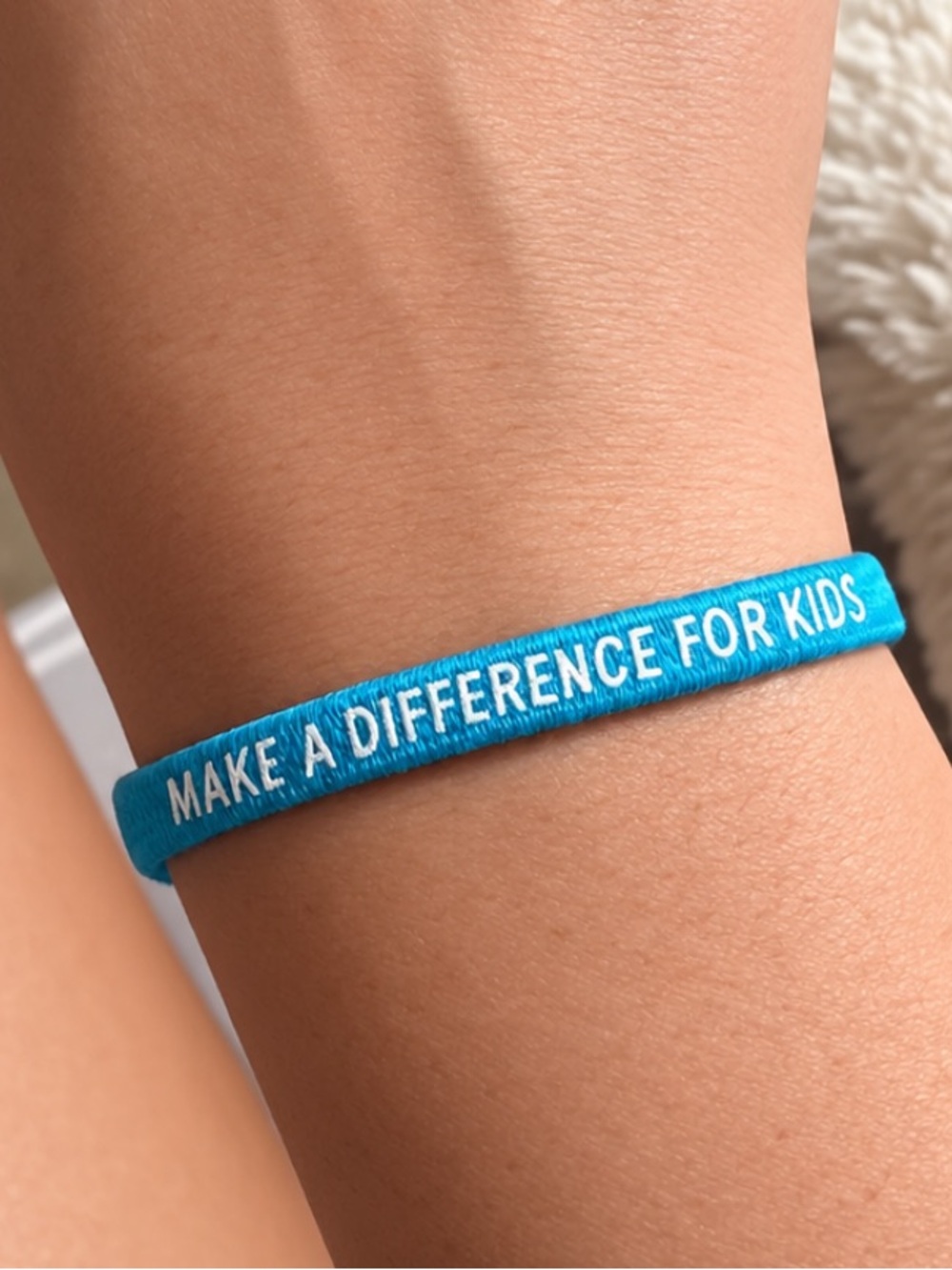 Blue Inspirational Silicone Wristband - Make a Difference for Kids